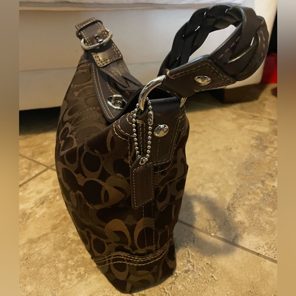 Vintage Coach purse in EXCELLENT condition - Picture 3 of 4